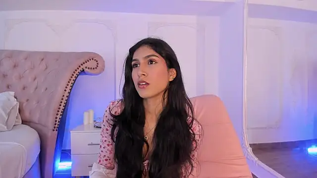 LucianaBlanco  online show from June 15, 2026, 8:44 pm