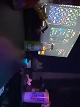 Snapshot of urfavgamergurl chatting on March 14, 2026, 12:39 am urfavgamergurl online show from March 14, 2026, 12:39 am