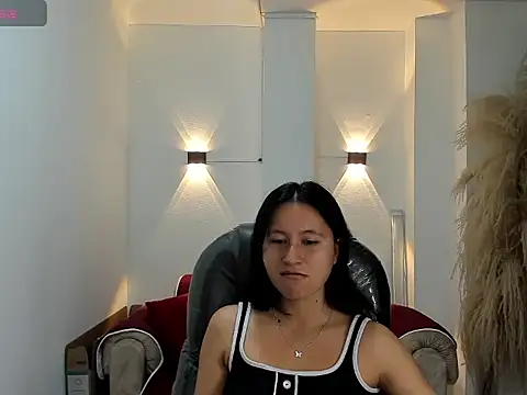 isabella grace18 online show from July 28, 2026, 2:13 pm