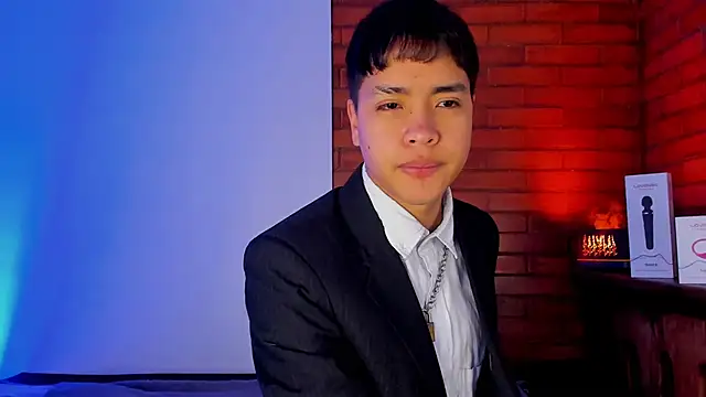 Lee Colee online show from April 7, 2026, 11:26 pm