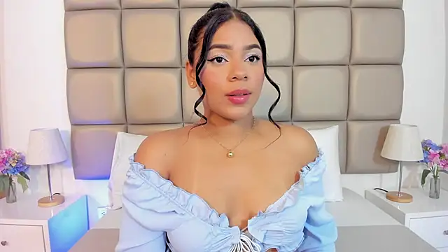 lilly williamss online show from March 26, 2026, 3:23 am