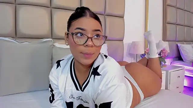 lilly williamss online show from March 28, 2026, 3:28 am