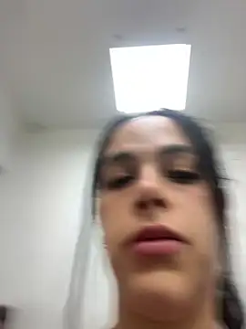 leila moretti online show from April 4, 2026, 2:14 pm