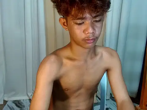 Snapshot of boynextdoorjosh chatting on April 28, 2026, 6:51 am boynextdoorjosh online show from April 28, 2026, 6:51 am