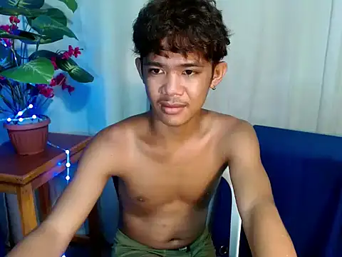 Snapshot of boynextdoorjosh chatting on July 3, 2026, 1:17 pm boynextdoorjosh online show from July 3, 2026, 1:17 pm