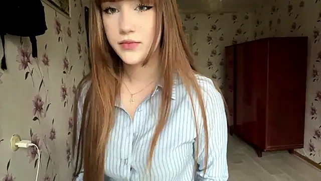 Snapshot of AnnaWasp chatting on May 18, 2026, 4:18 am AnnaWasp online show from May 18, 2026, 4:18 am