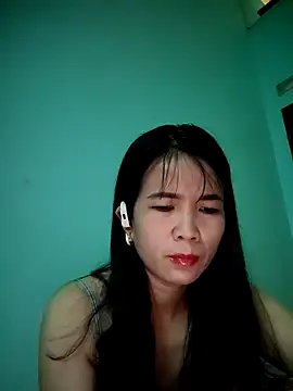 Geelio-playsx24 online show from May 5, 2026, 12:07 am