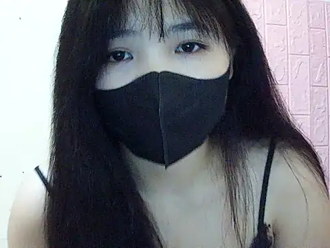 Snapshot of VyVy18 chatting on April 2, 2026, 12:58 pm VyVy18 online show from April 2, 2026, 12:58 pm