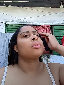gatinha20257 online show from July 6, 2026, 3:14 pm