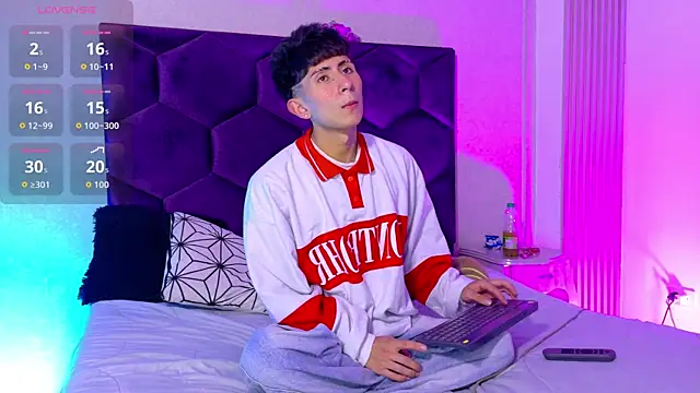 AndyJustgame  online show from April 15, 2026, 4:19 am