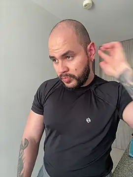 Axel Dominus online show from March 26, 2026, 6:57 pm