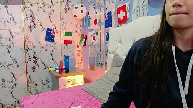 Sophia xoxo1 online show from July 17, 2026, 1:29 pm