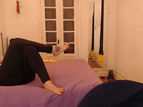 Polyglot Goddess online show from March 19, 2026, 8:24 pm