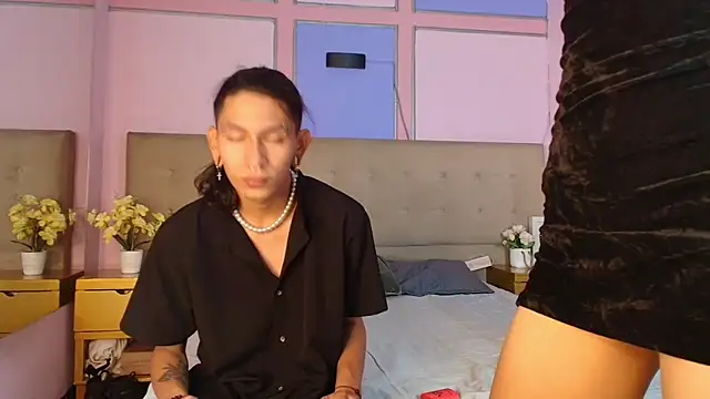 DarkLiightt online show from May 15, 2026, 7:54 pm