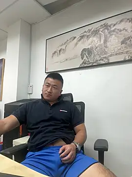 Cunzhangshibage02 online show from May 21, 2026, 11:23 pm