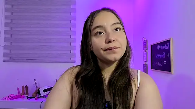 cherry valeria online show from May 27, 2026, 1:57 am