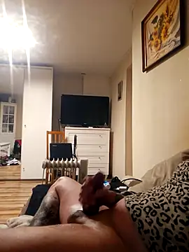 Czarnykonik7111 online show from April 21, 2026, 3:13 am