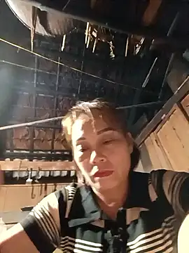 Lyly22x online show from March 22, 2026, 3:48 pm