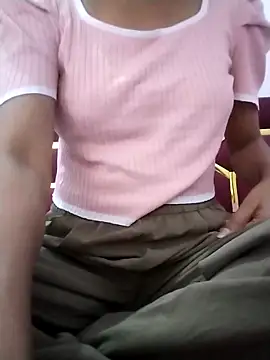 Snapshot of Tasty_Cherry chatting on April 21, 2026, 8:20 am Tasty Cherry online show from April 21, 2026, 8:20 am