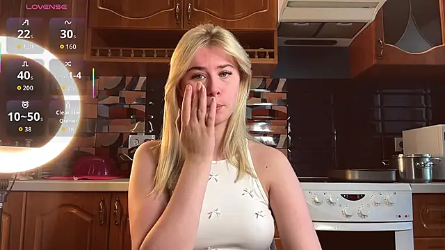 ivygenesis online show from April 3, 2026, 3:48 am