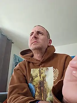 dufatcock online show from April 19, 2026, 9:30 am