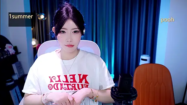 Summerbaby-001 online show from July 21, 2026, 12:29 pm