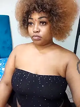 Snapshot of ShavePussyFatAssxx chatting on June 18, 2026, 2:45 am ShavePussyFatAssxx online show from June 18, 2026, 2:45 am