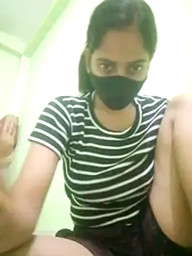 Snapshot of nidhiyadav00 chatting on May 4, 2026, 6:37 pm nidhiyadav00 online show from May 4, 2026, 6:37 pm