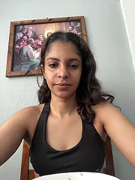 karlatiburcio online show from June 6, 2026, 3:06 pm