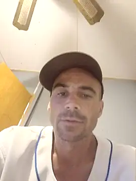 Snapshot of PhillipErotica chatting on March 30, 2026, 1:06 am PhillipErotica online show from March 30, 2026, 1:06 am