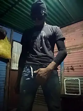 spittingpig1 online show from March 17, 2026, 7:23 am