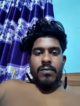 Snapshot of Fiveselt chatting on March 27, 2026, 12:38 am Fiveselt online show from March 27, 2026, 12:38 am