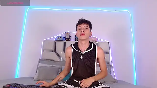 tiam muller fenix online show from May 28, 2026, 1:03 am