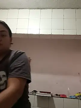 Snapshot of luna0502 chatting on March 13, 2026, 6:36 pm luna0502 online show from March 13, 2026, 6:36 pm