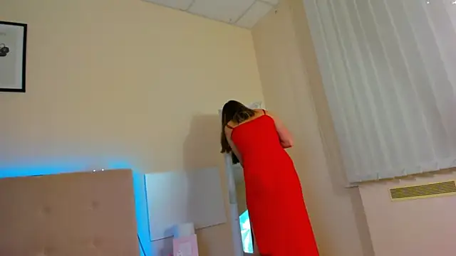 MelanieCuty online show from June 26, 2026, 5:34 am