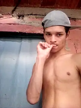 Max026  online show from March 13, 2026, 9:21 pm