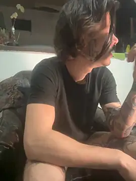 luckydick333 online show from April 22, 2026, 2:14 am