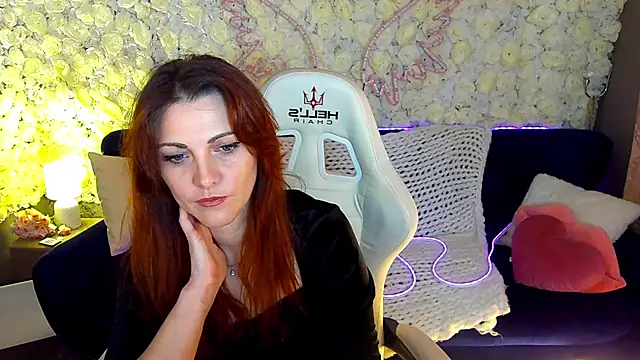 FireFoxxxxxy online show from April 11, 2026, 7:45 am