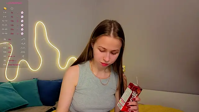 Emma dream  online show from June 14, 2026, 2:24 am