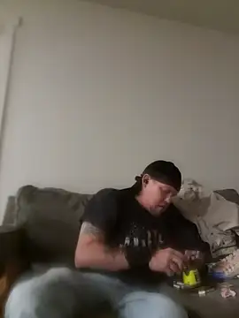 yourMasterisBored online show from May 2, 2026, 5:01 am