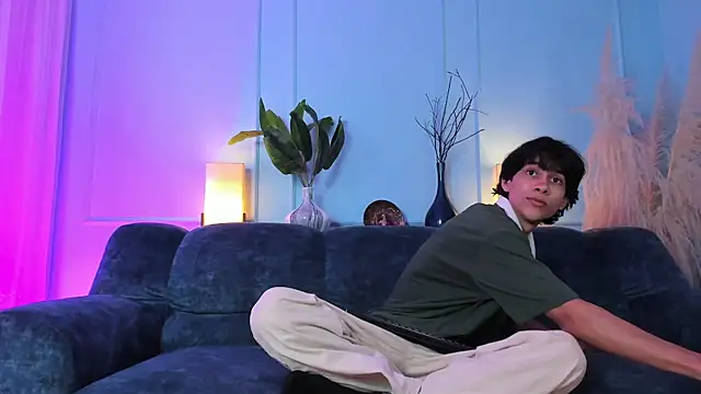 Cheys Mast online show from March 16, 2026, 7:07 pm