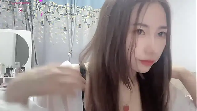 yao-yao-8726 online show from July 8, 2026, 2:10 pm
