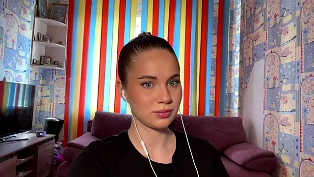 Snapshot of Miss_Blessnyth chatting on June 16, 2026, 4:15 am Miss Blessnyth online show from June 16, 2026, 4:15 am