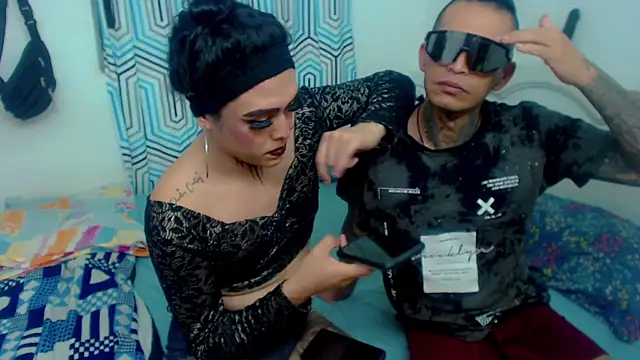 osirisandLilith online show from April 12, 2026, 8:19 am