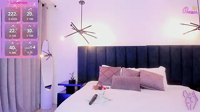 kirasweet7 online show from April 21, 2026, 3:35 am