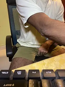 Snapshot of xreoz1245 chatting on March 20, 2026, 7:52 pm xreoz1245 online show from March 20, 2026, 7:52 pm