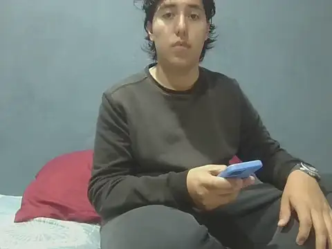 amartinezszz online show from June 24, 2026, 3:16 am