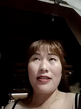 Lucxy-ki6 online show from May 11, 2026, 1:33 am