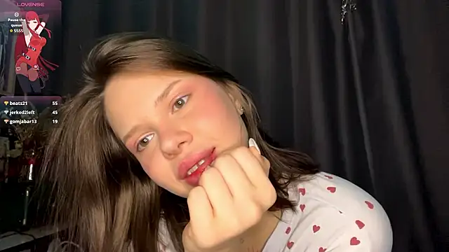 SarahHunnye online show from March 25, 2026, 11:22 pm