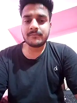 Decentlover67 online show from April 29, 2026, 2:37 am